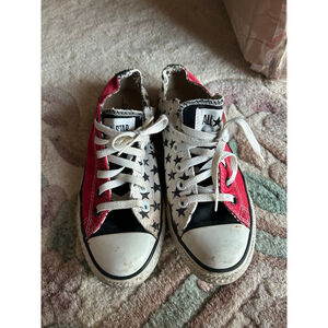 Converse women’s size 7.5